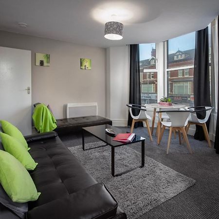 02 Springfield - Sleeps 6 Lägenhet Blackpool Exteriör bild