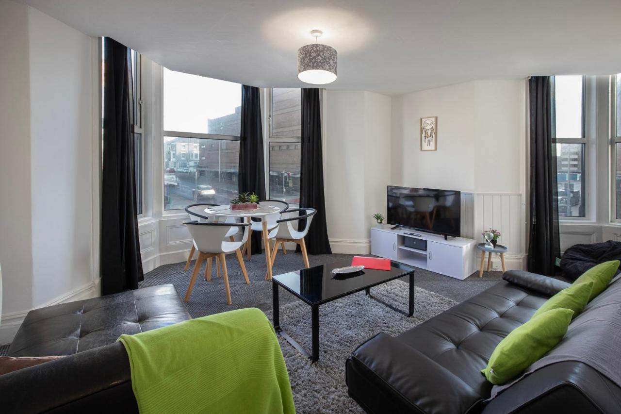 02 Springfield - Sleeps 6 Lägenhet Blackpool Exteriör bild